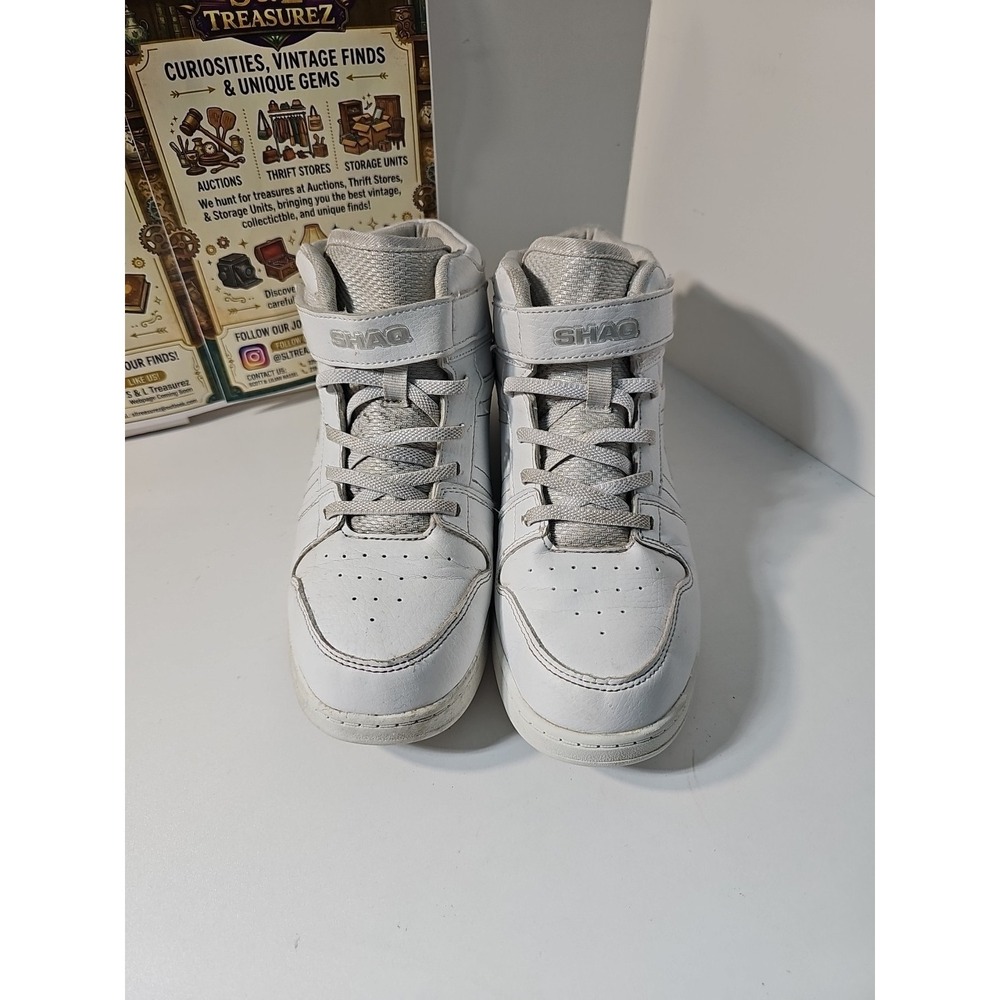 Shaq Little & Big Boys YOUTH SIZE 6 High-Top White In Great Shape.